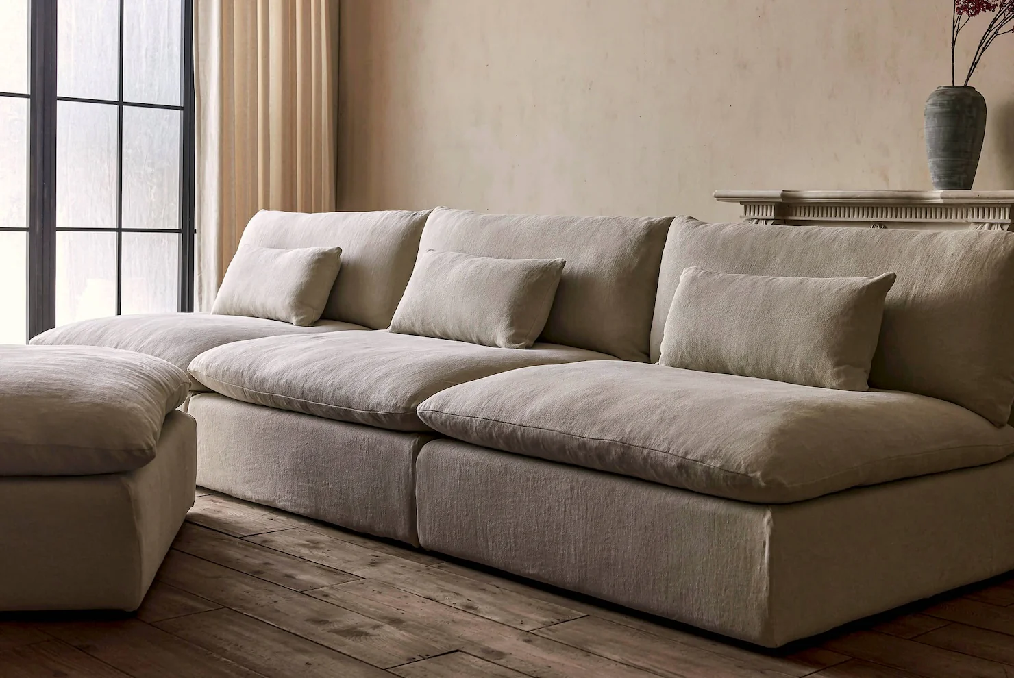 Aria Grande Chaise Sectional - Image 6