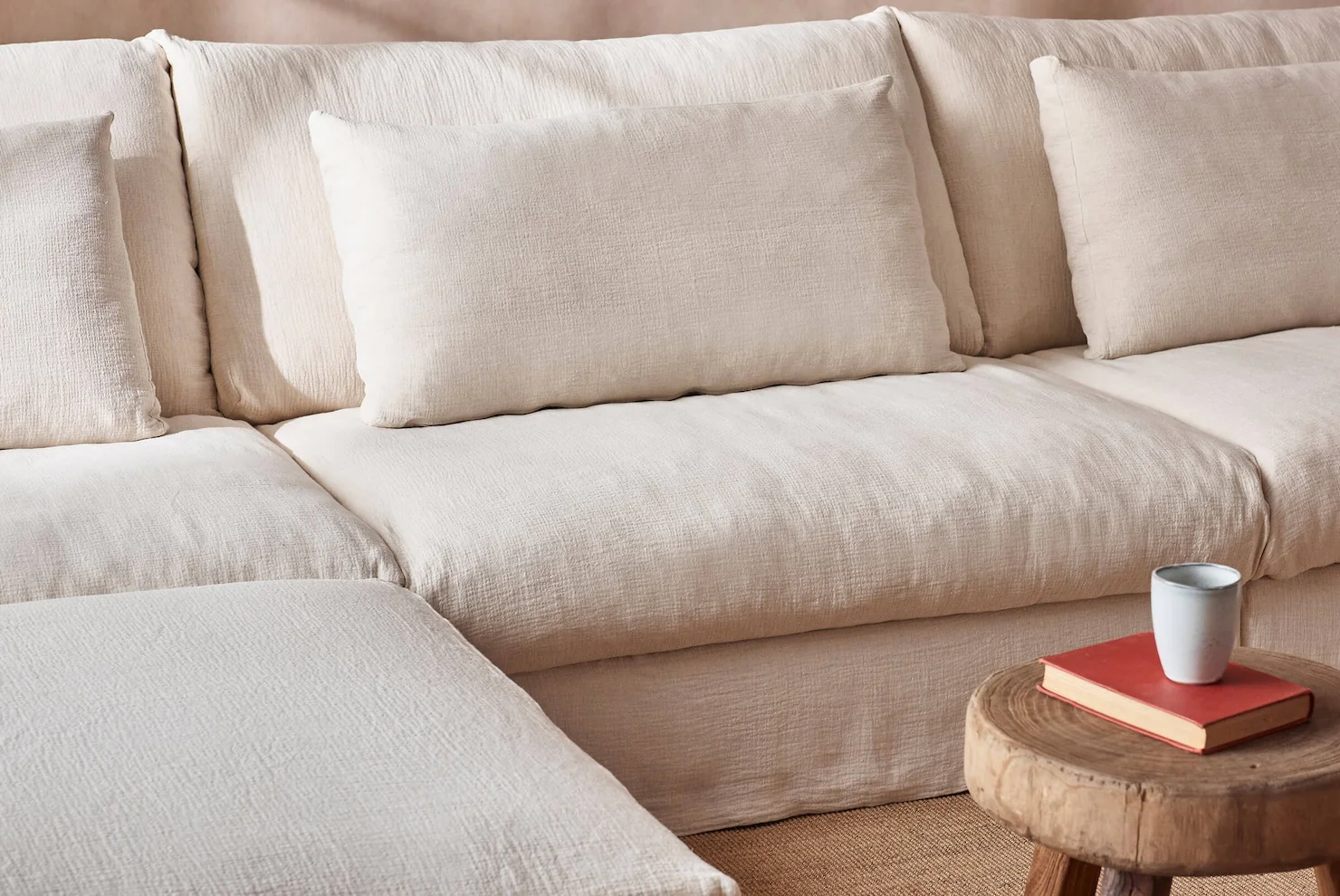 Devyn U-Shape Sectional - Image 6
