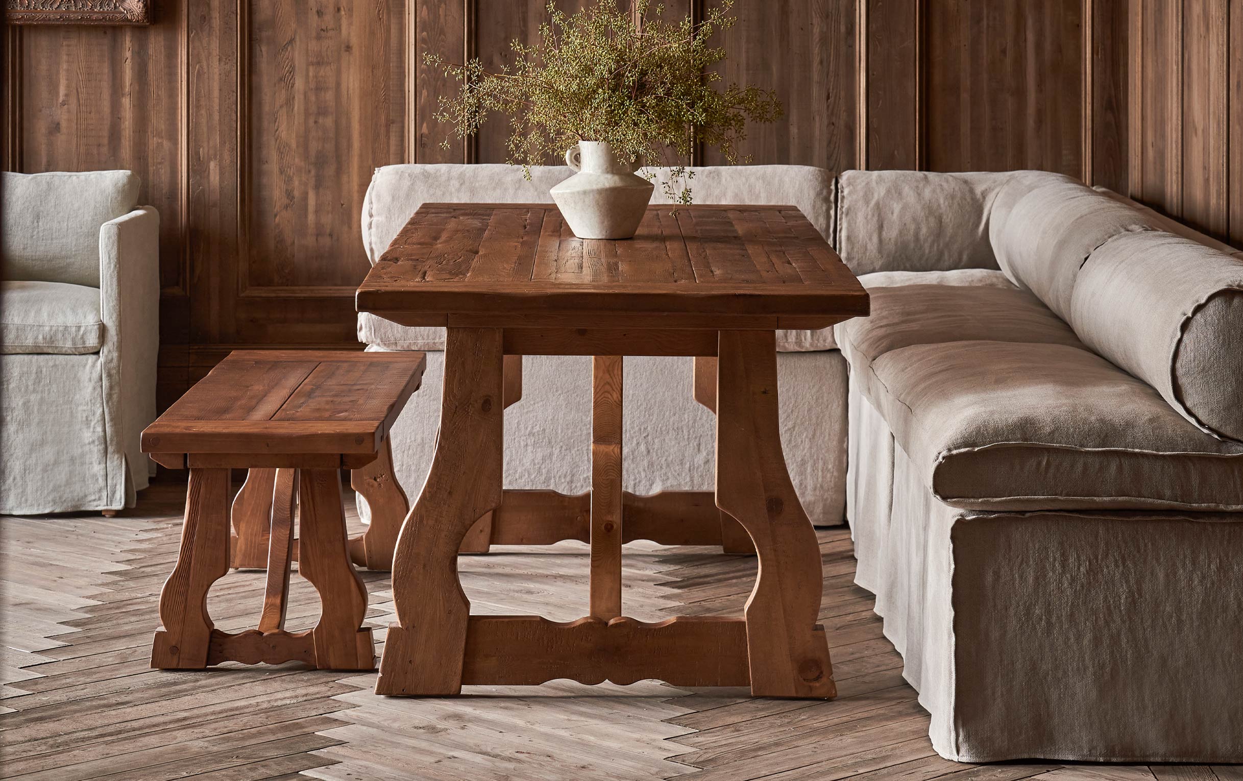 Leona Dining Table - Image 8